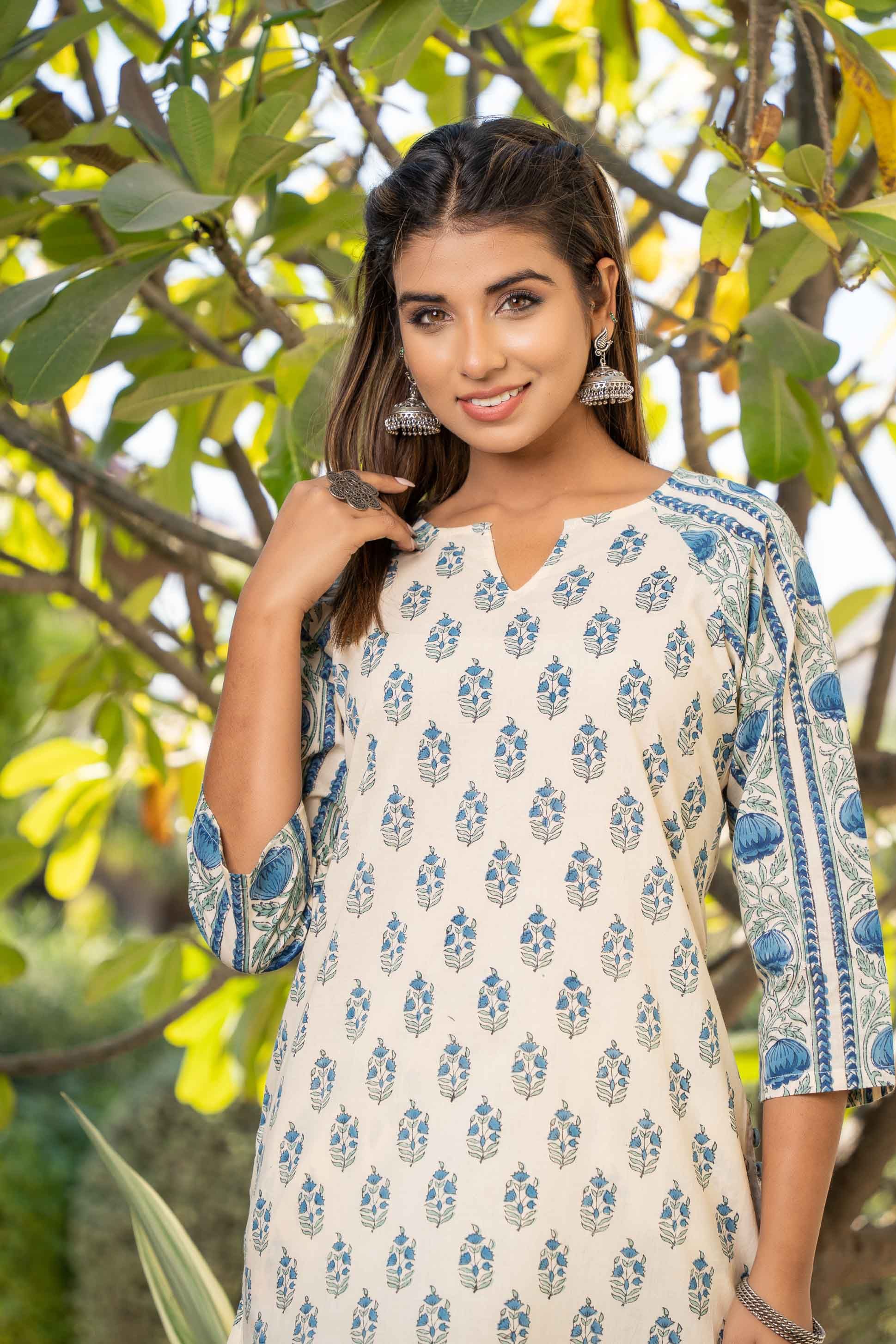 Cream Blue Printed Kurta