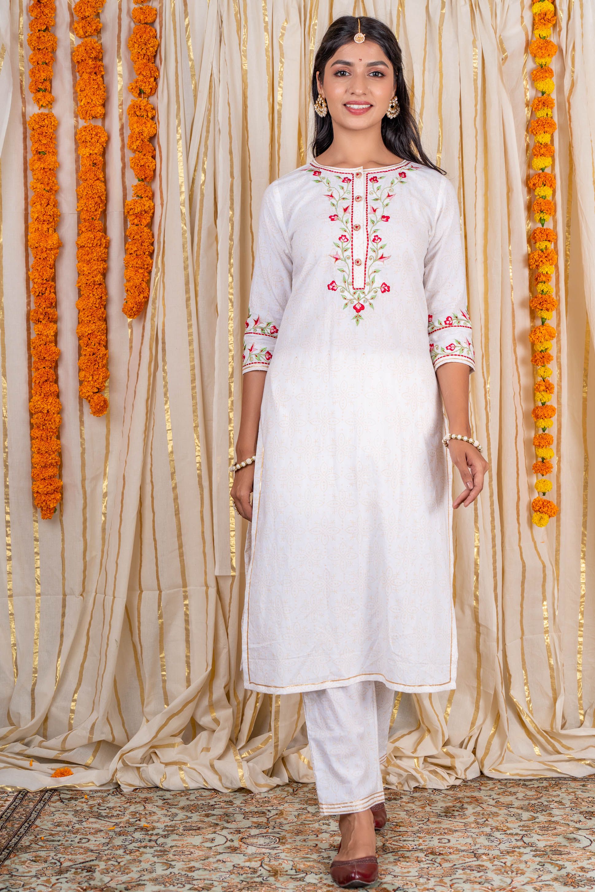 Off White Embroidered Kurta Pant Set