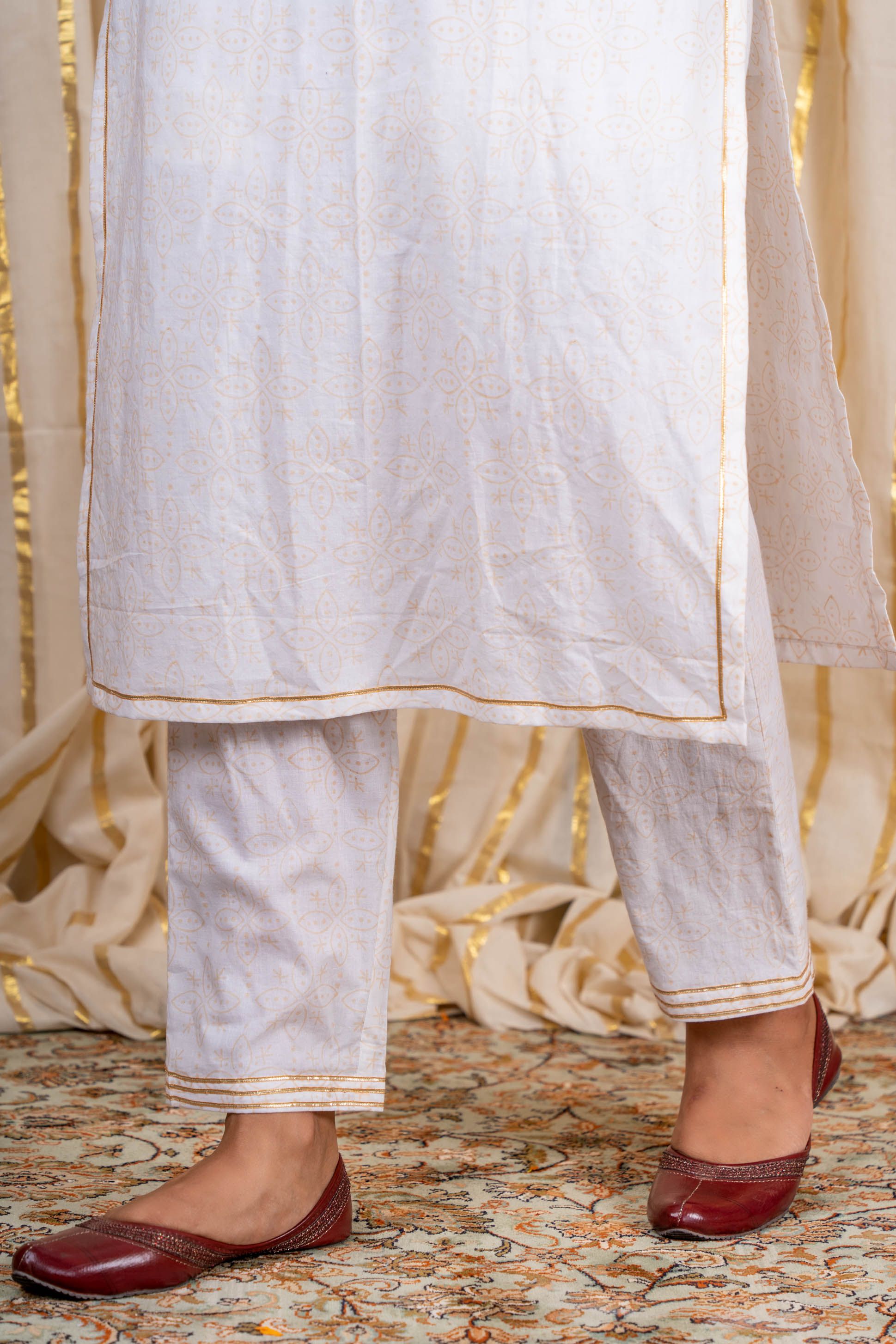 Off White Embroidered Kurta Pant Set